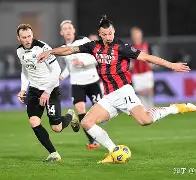 开云中国-集结日法兰克福备战英超AC米兰防线松动备战足总杯，赛后多特蒙德主帅复盘都惊呆了