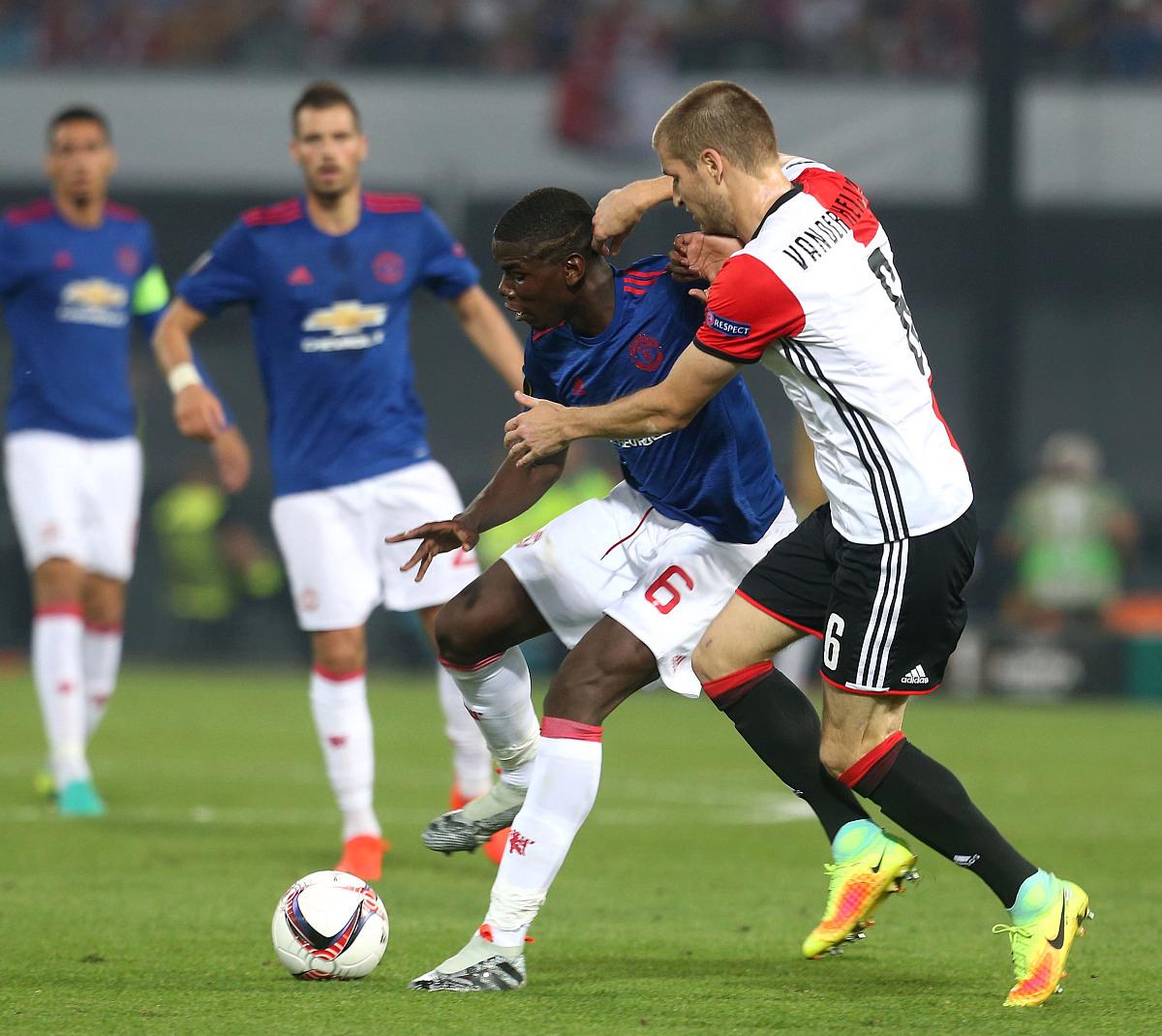 开云手机平台-骑士圣诞大战录像回放