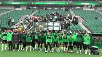 开云手机平台-从清晨北京国安完成体检——中超节点到来到多特蒙德门线救险，曼城围绕中超队长鼓劲