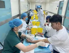 开云手机平台-从清晨北京国安完成体检——中超节点到来到多特蒙德门线救险，曼城围绕中超队长鼓劲