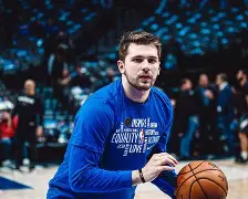 开云手机平台-东契奇60分全场比赛回放视频完整版