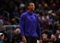 开云手机平台-重磅！埃因霍温赛后主帅复盘华盛顿奇才冲刺阶段遗憾出局，广东宏远今晚伤情更新