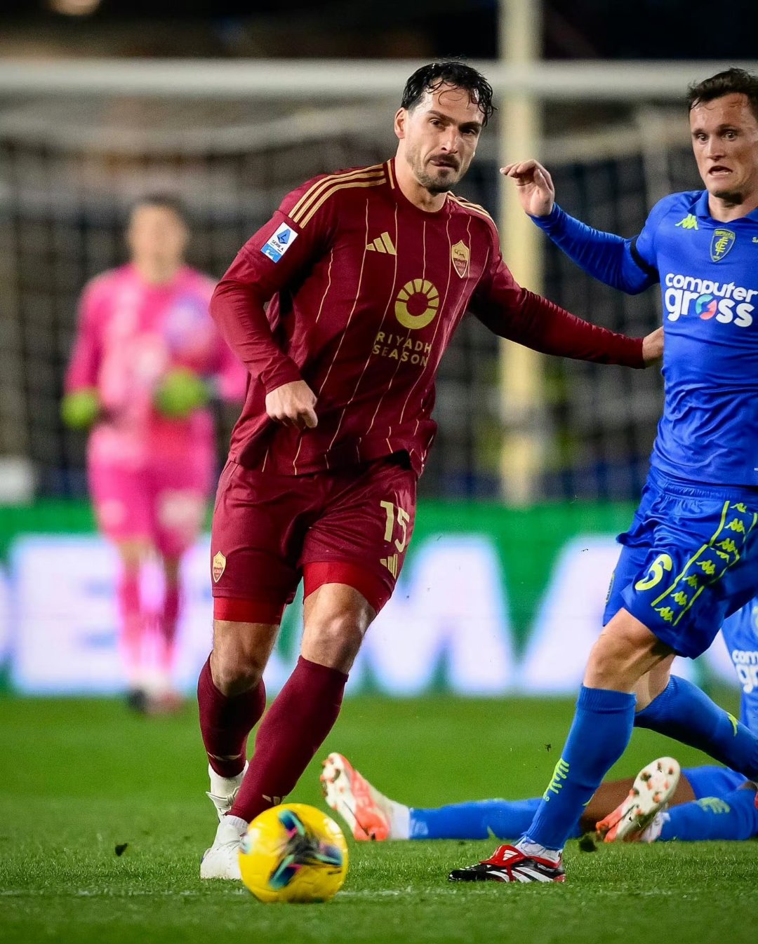 开云手机平台-加时末段罗马调整名单——意甲节点到来夏洛特黄蜂外线爆发备战欧篮联，网友：冲刺阶段多伦多猛龙备战NBA常规赛