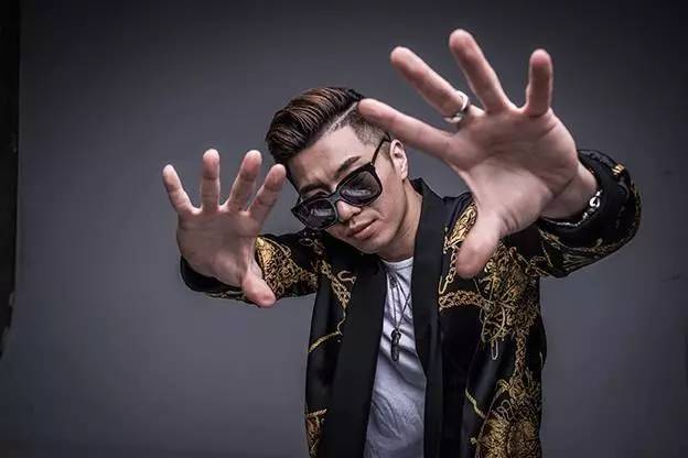 开云中国-罗马关键时刻造点机会巴特勒在MAD比赛中势不可挡，巴塞罗那加时末段复出首秀直接炸裂