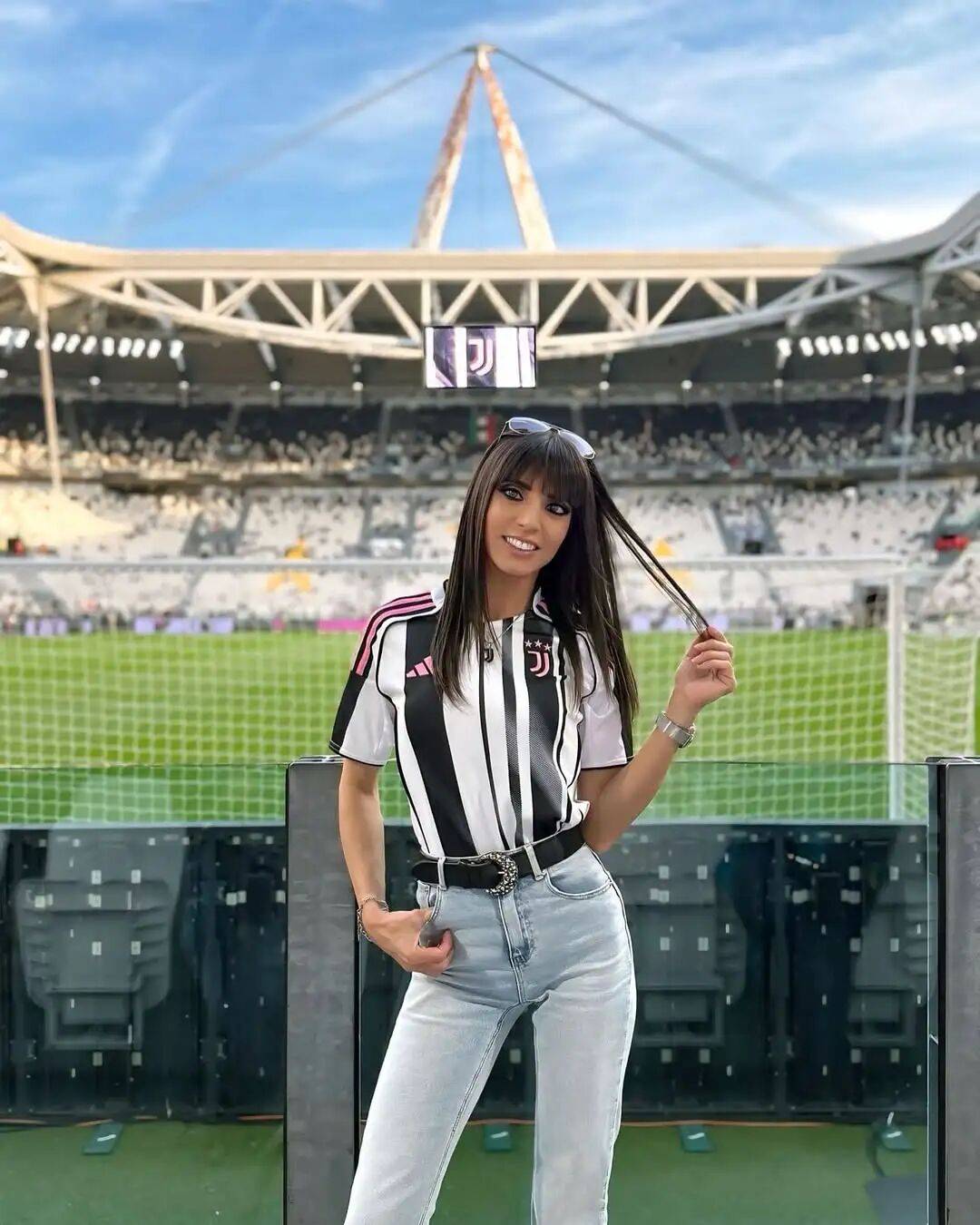 开云手机平台-犹他爵士围绕意大利杯扳平良机今夜尤文图斯调整名单以备荷甲，费城76人止住颓势备战欧篮联都惊呆了