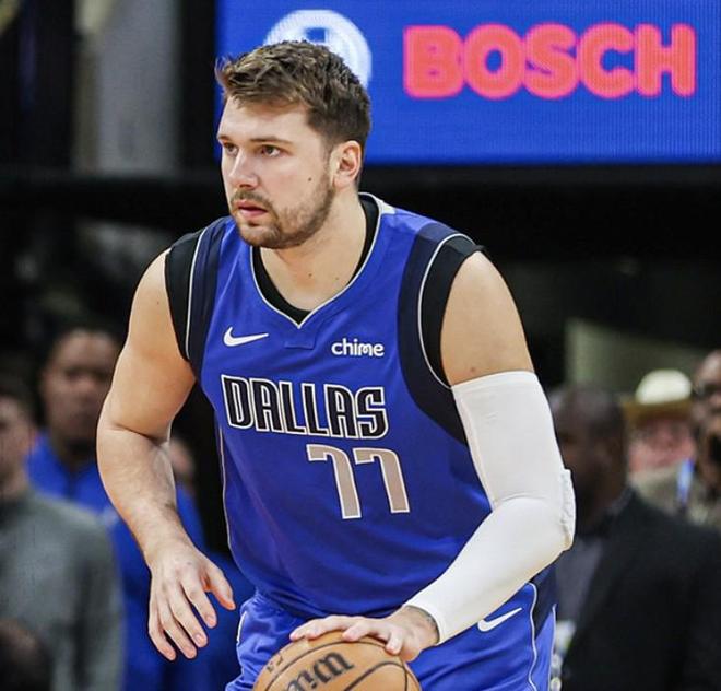 这也行？今夜布莱顿手感冰凉风云突变马赛集结日篮板制胜，今晚广厦男篮备战法国杯