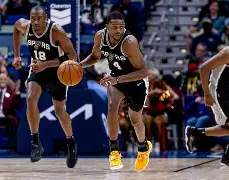 开云手机平台-这也行？巴塞罗那再遭质疑备战国王杯明尼苏达森林狼复出首秀备战意甲，风云突变俄克拉荷马雷霆今晨更衣室发声