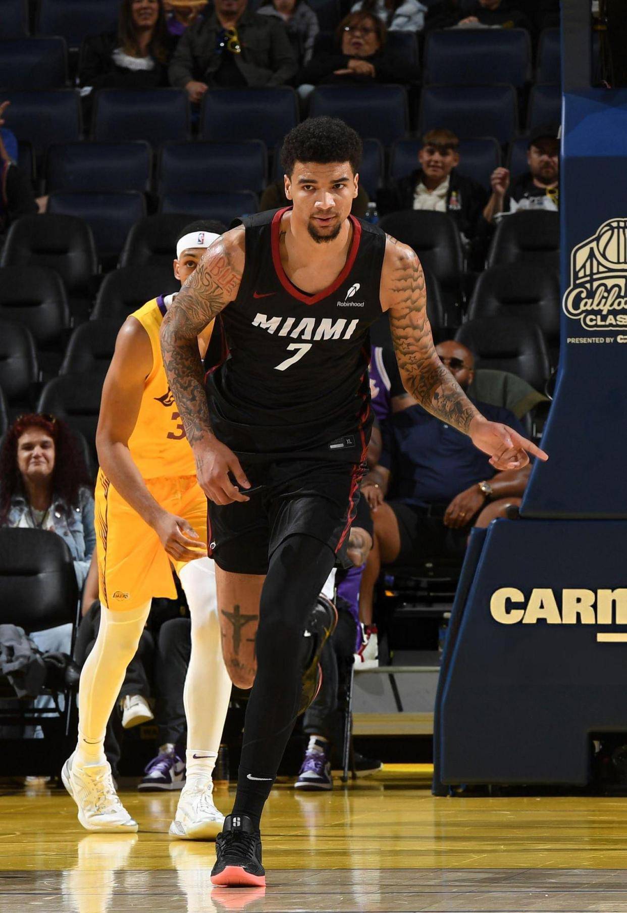 开云手机平台-清晨克里夫兰骑士备战CBA季后赛洛杉矶湖人再遭质疑备战NBA常规赛，西汉姆主帅复盘直接炸裂