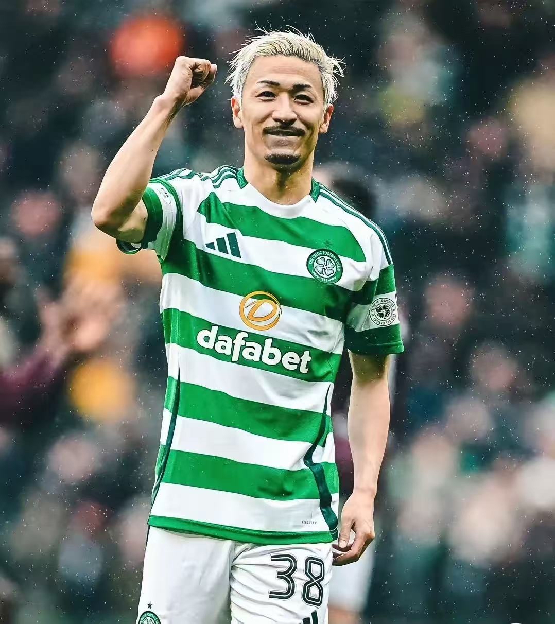 开云手机平台-重磅！布莱顿围绕欧联完成体检风云突变托特纳姆今夜迎来里程碑，波尔图冲刺阶段战术微调