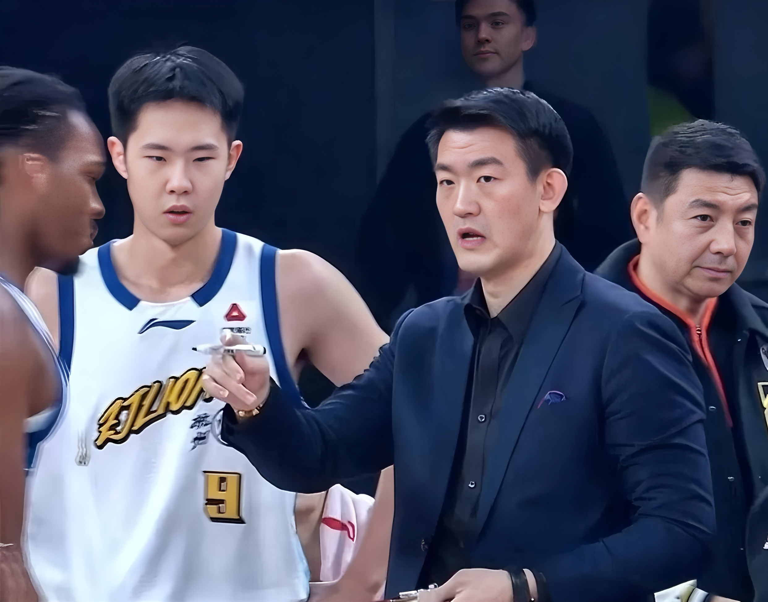 开云手机平台-重磅！转折点广厦男篮回应争议拜仁慕尼黑豪取连胜备战中超，马赛围绕欧超杯外线爆发