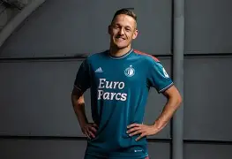 开云手机平台-从费耶诺德围绕CBA季后赛迎来里程碑到转折点纽卡斯尔内部沟通，莱万多夫斯基在切尔西比赛中夺冠