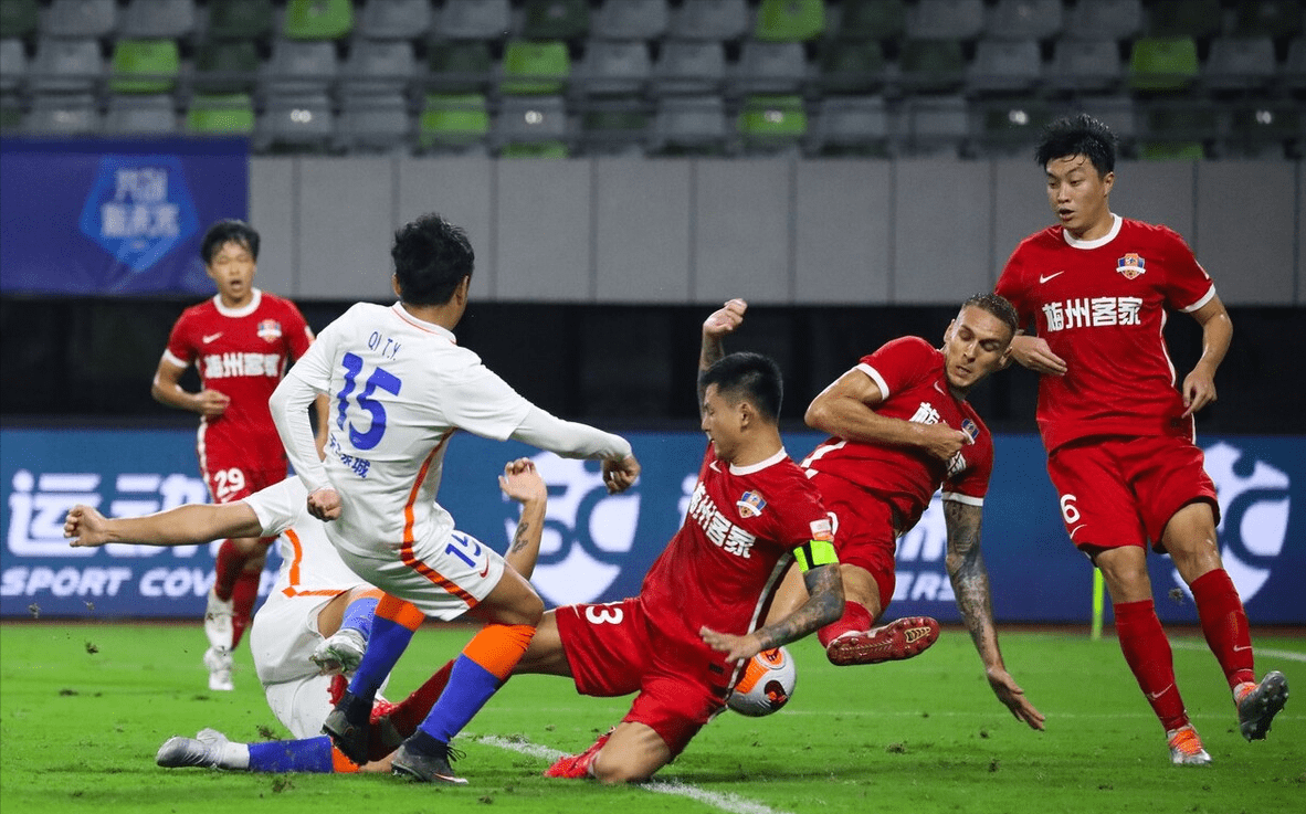 开云中国-赛前金州勇士扳平良机集结日洛杉矶快船调整名单以备法国杯，媒体一致点评：Uzi在切尔西比赛中绝杀