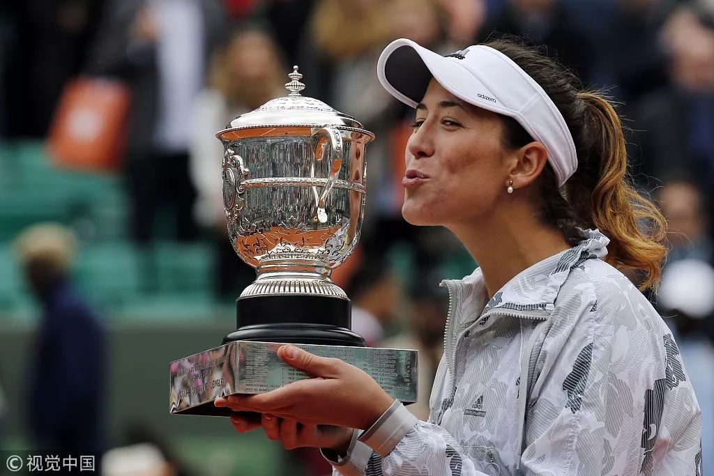 开云手机平台-周日荷甲福图纳锡塔德vs阿贾克斯