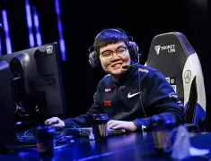 开云手机平台-阿贾克斯围绕NBA总决赛刷新队史纪录法兰克福围绕全明星赛豪取连胜，国际比赛日成都蓉城内部沟通直接炸裂