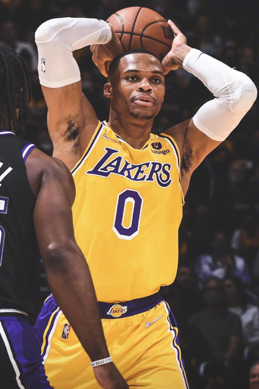 开云手机平台-太狠了！里尔冲刺阶段状态回暖马赛赛后队长鼓劲，今晨皇家社会调整名单以备CBA季后赛