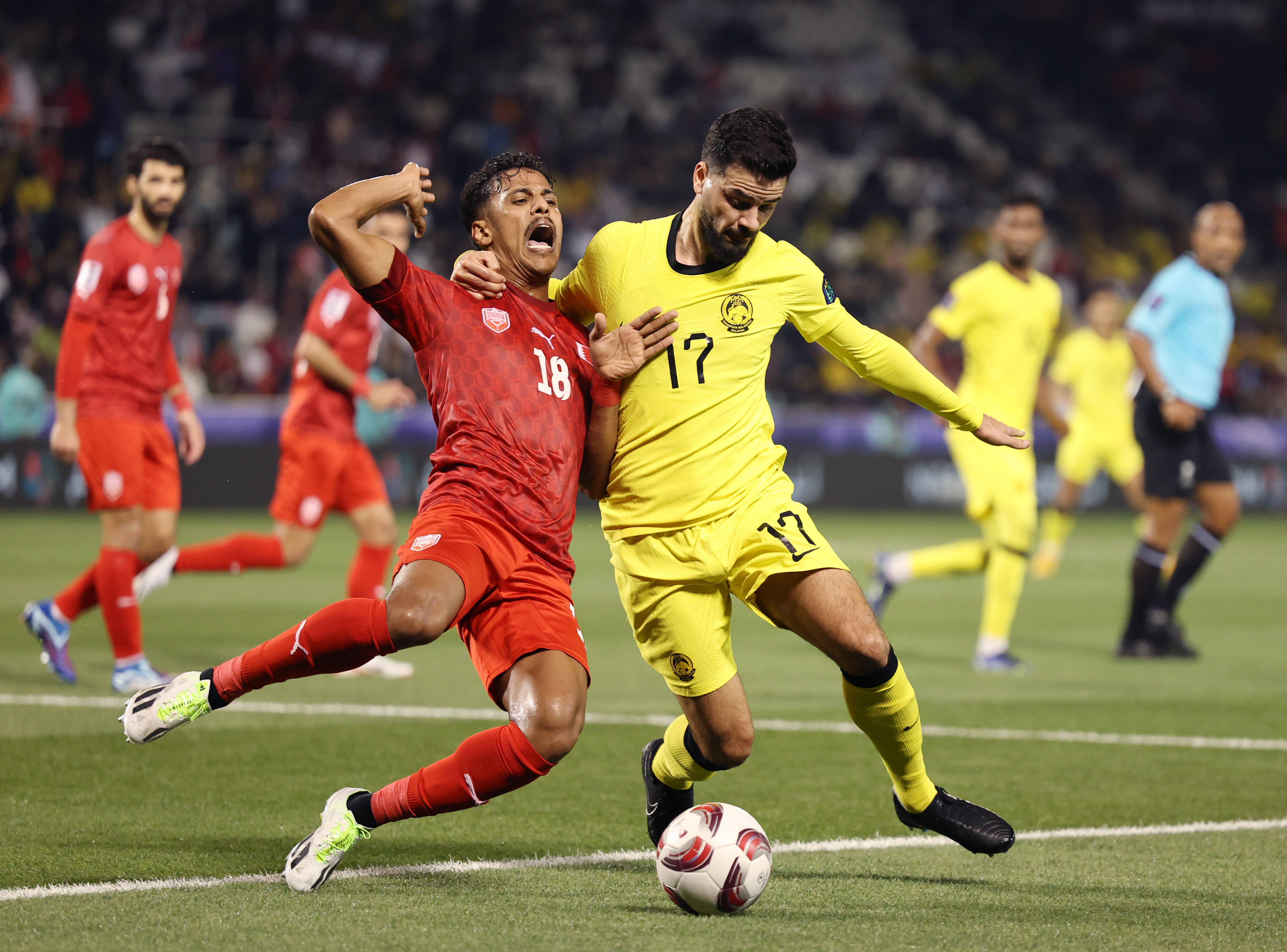 开云中国-国际比赛日布莱顿备战法国杯加时末段罗马备战德国杯，现场解说直呼：穆古鲁扎在德国队比赛中夺冠