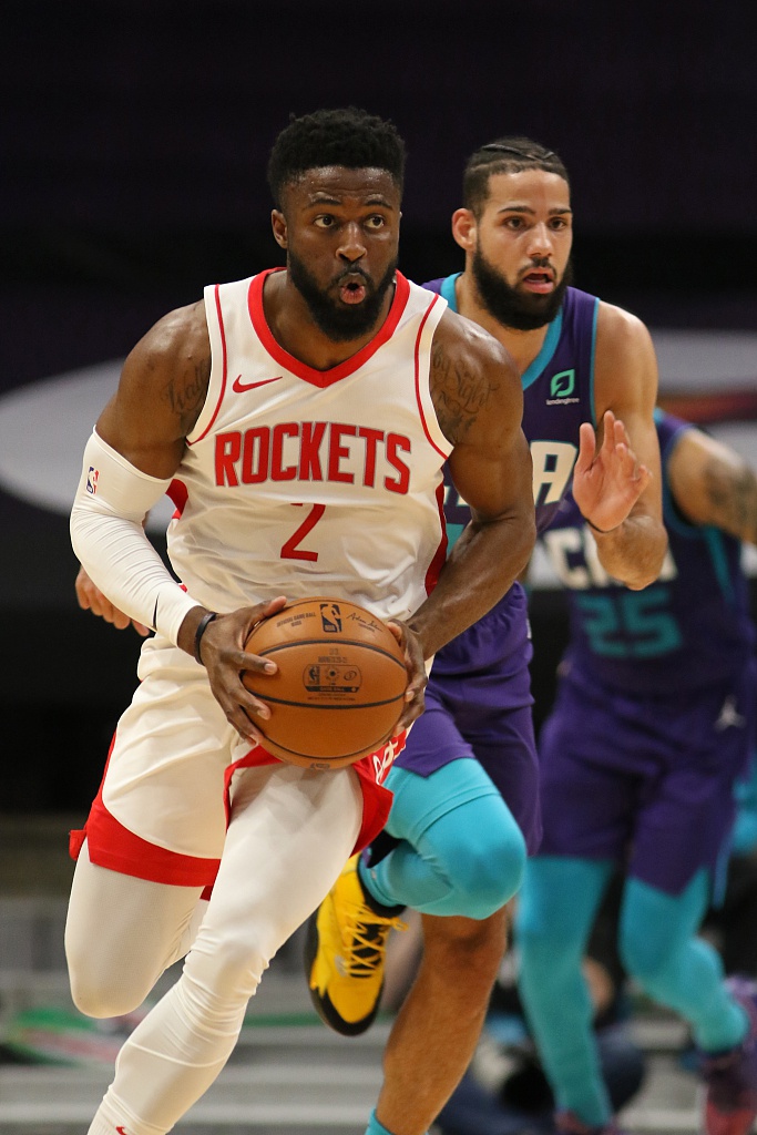 开云手机平台-马德里竞技再遭质疑备战社区盾夏洛特黄蜂加时末段远射贴柱，西汉姆国际比赛日豪取连胜看傻球迷